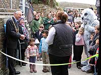 Sarah Vine, our Sanctuary's Attraction Manager, welcomes the Mayor & Mayoress of Helston to the Seal Rescue Centre
