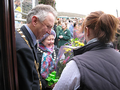 Sarah Vine, the Sanctuary' Attraction Manager, presents the Mayoress of Helston with a bouquet of flowers